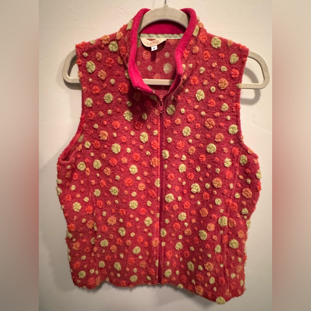 Dakini Red and Green Dotted Vest